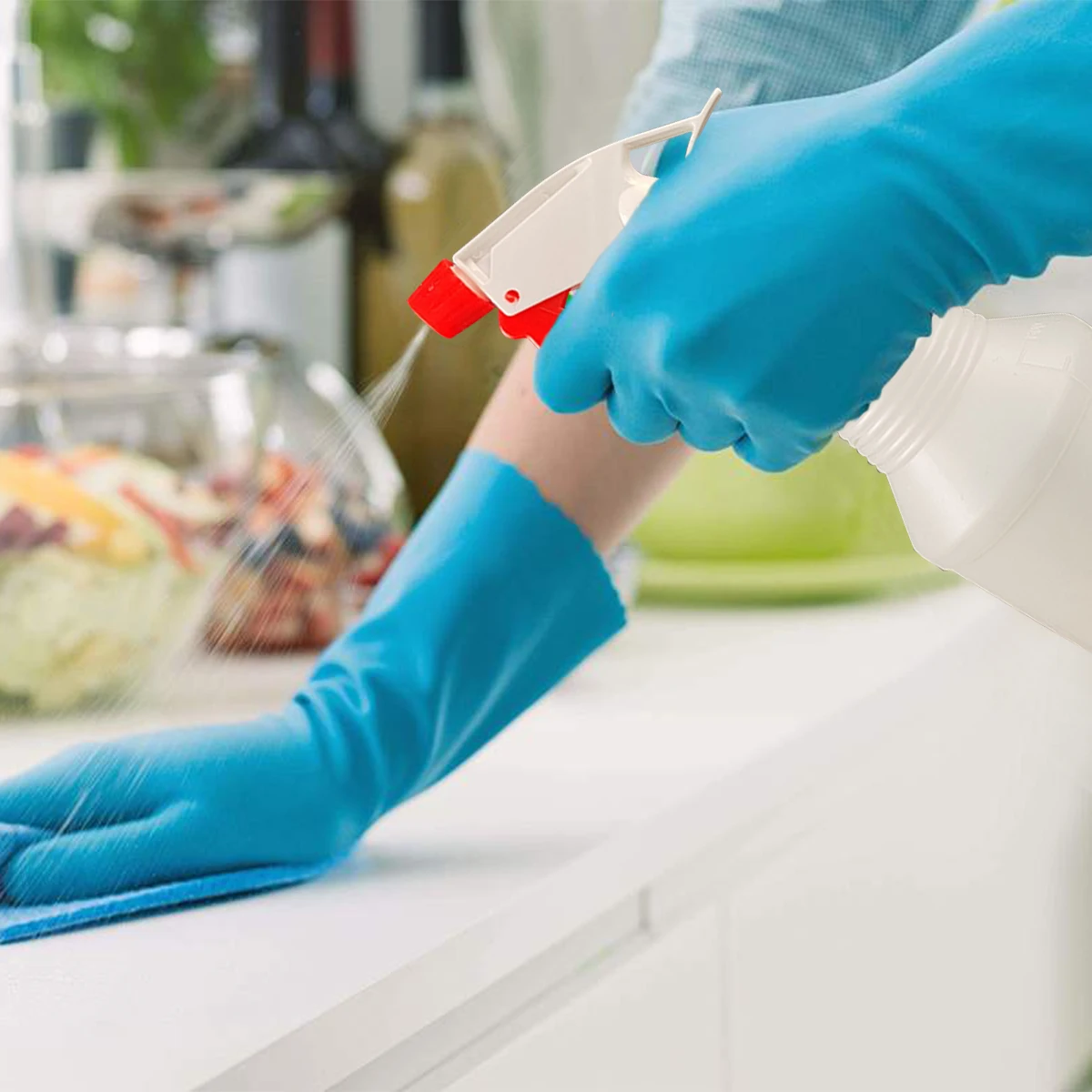 

5/10 Pieces Practical 500ml Plastic Spray Bottles with Triggers, Ideal for Watering Garden Plants and Flowers