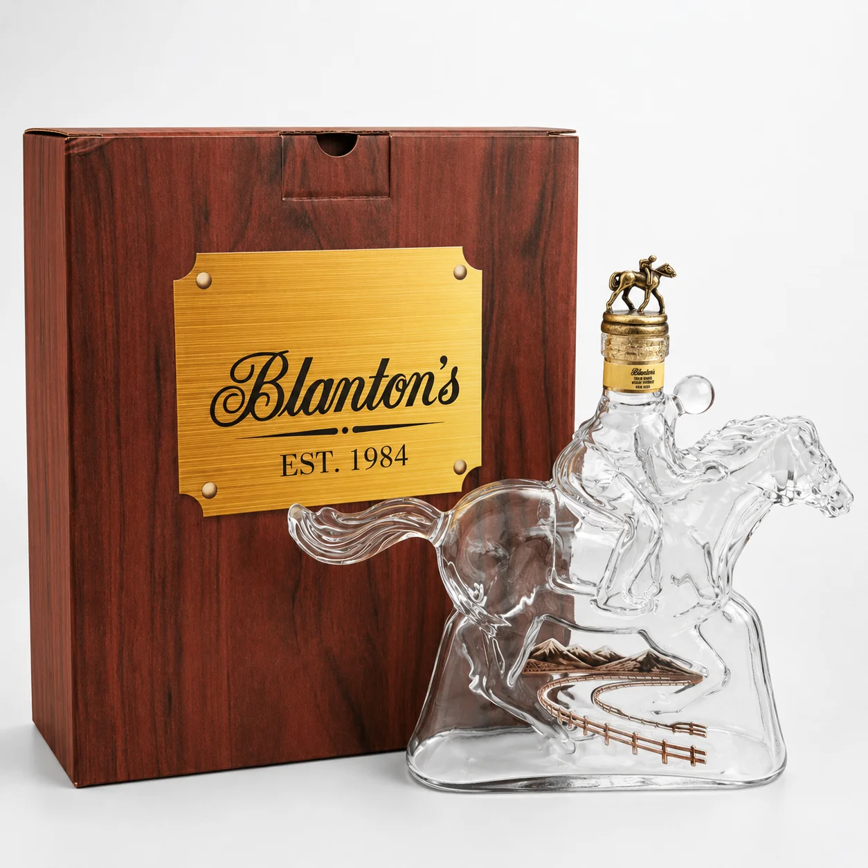 Galloping Horse Rider Crystal Whiskey Decanter Equestrian Racetrack Design Liquor Bottle With Metal Horse Stopper Premium