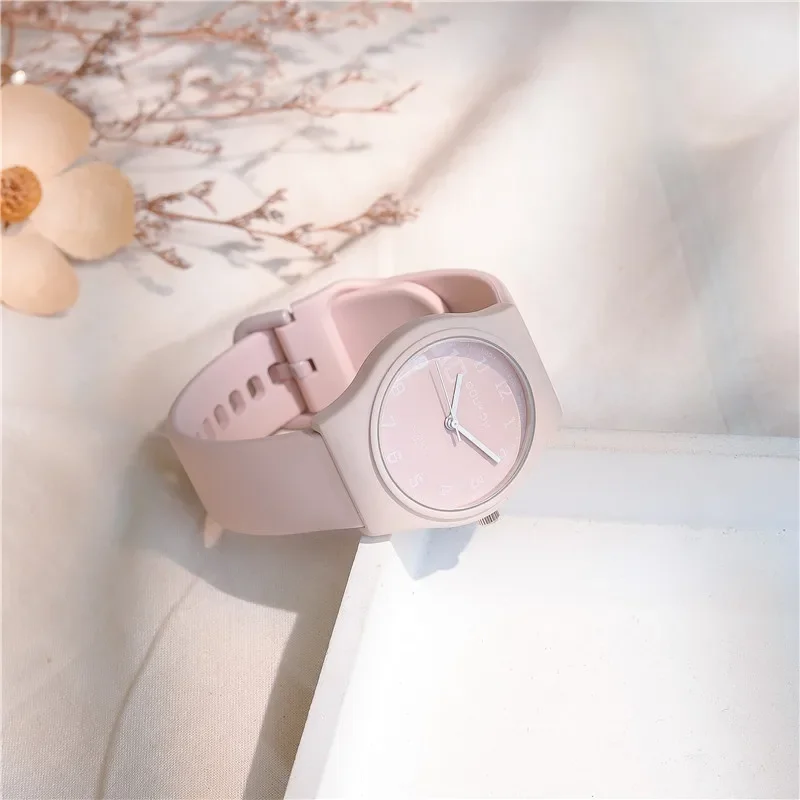 New Watch Women Fashion Casual Silicone Belt Watches Simple Ladies Round Dial Quartz Wristwatches Dress Clock Reloj Mujer