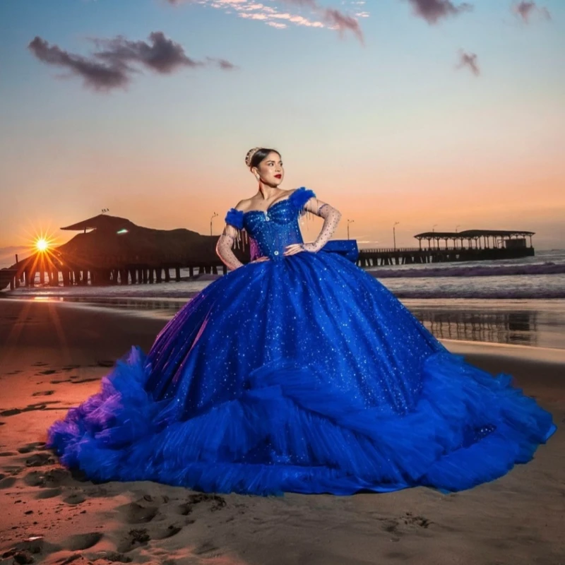 

Royal Blue Shiny Ball Gown Quinceanera Dresses Beading Crystal Bow Tiered Tull Corset Off The Shoulder Sweet 16 Dress vestidos