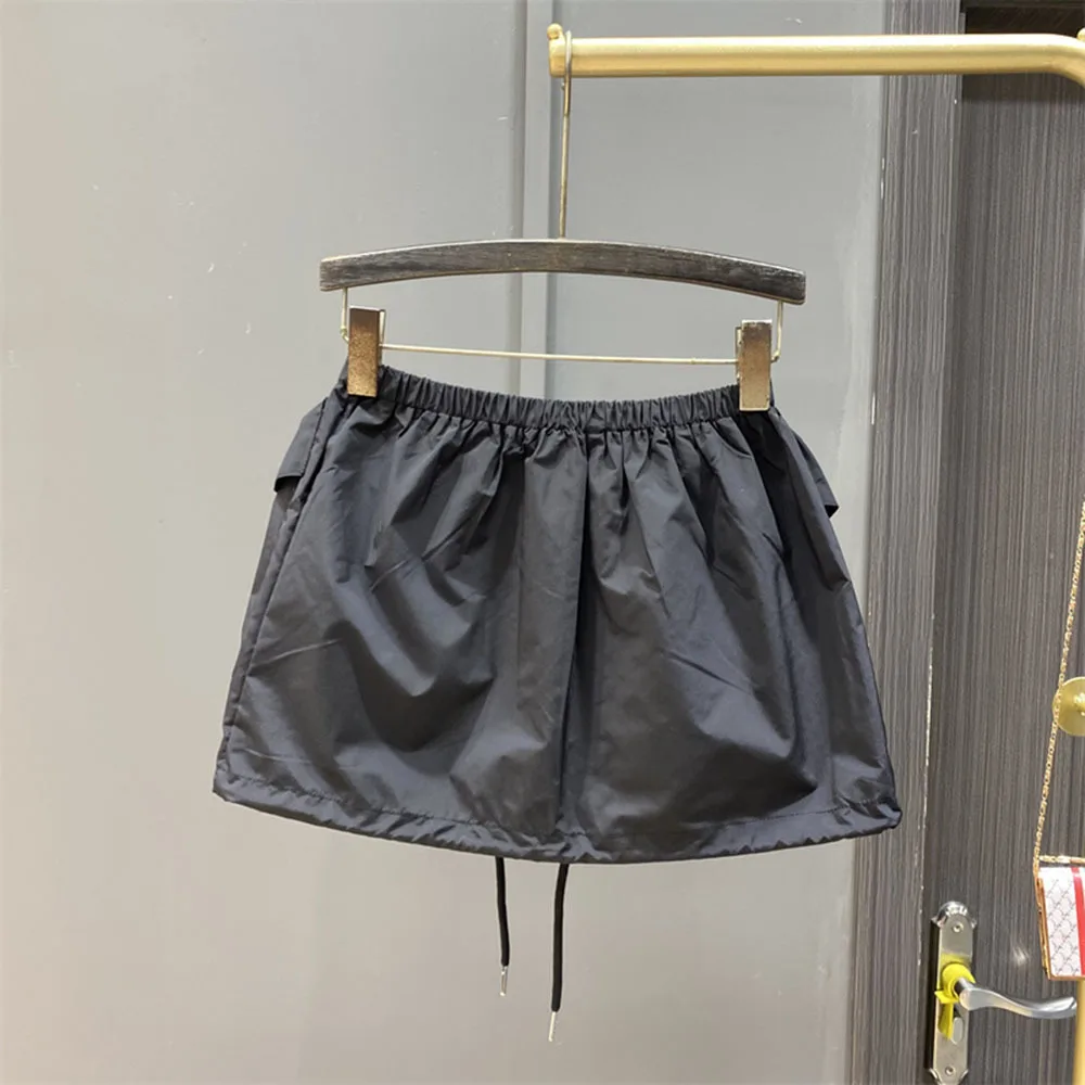 2023 Fashion Large Pocket Cargo Skirt For Women Summer Thin Casual Elastic Waist Drawstring Zipper A-line Short Skirt Streetwear