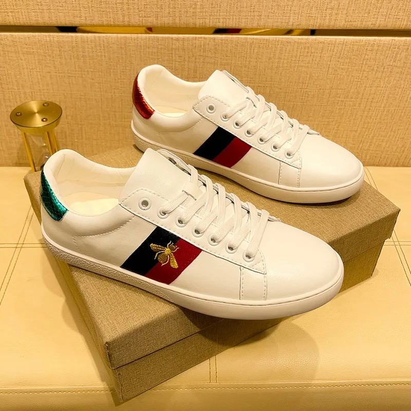 White Original Bee Shoes Man Embroidery Designer Shoes Men High Quality Flat Sneakers Women Luxury Skateboarding Shoes for Men
