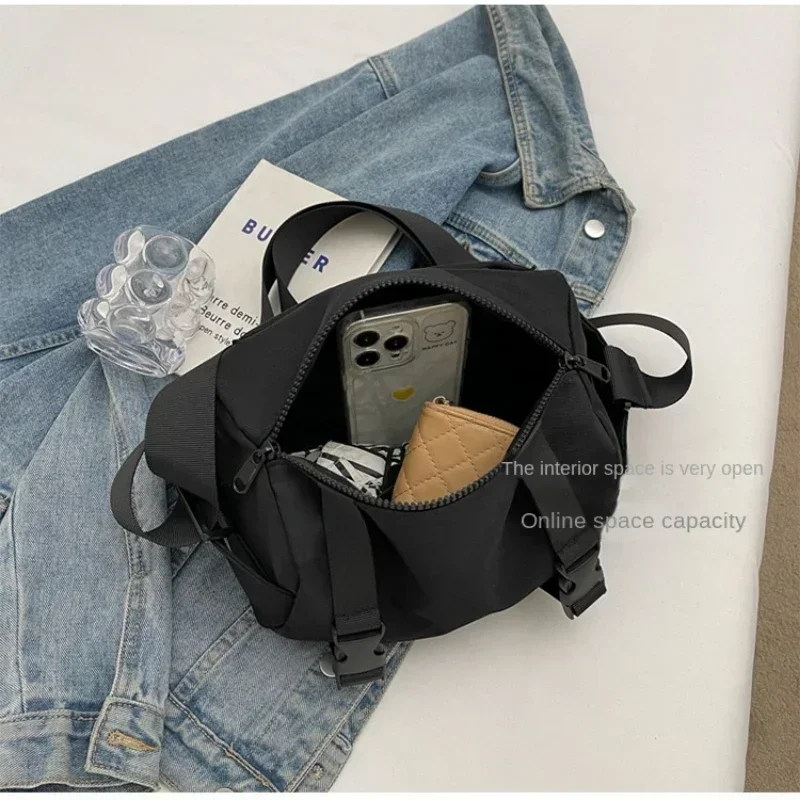 Large Capacity Satchel Nylon Dumpling Crossbody Bag New Multifunctional Casual Lightweight Sports Style Shoulder Bag