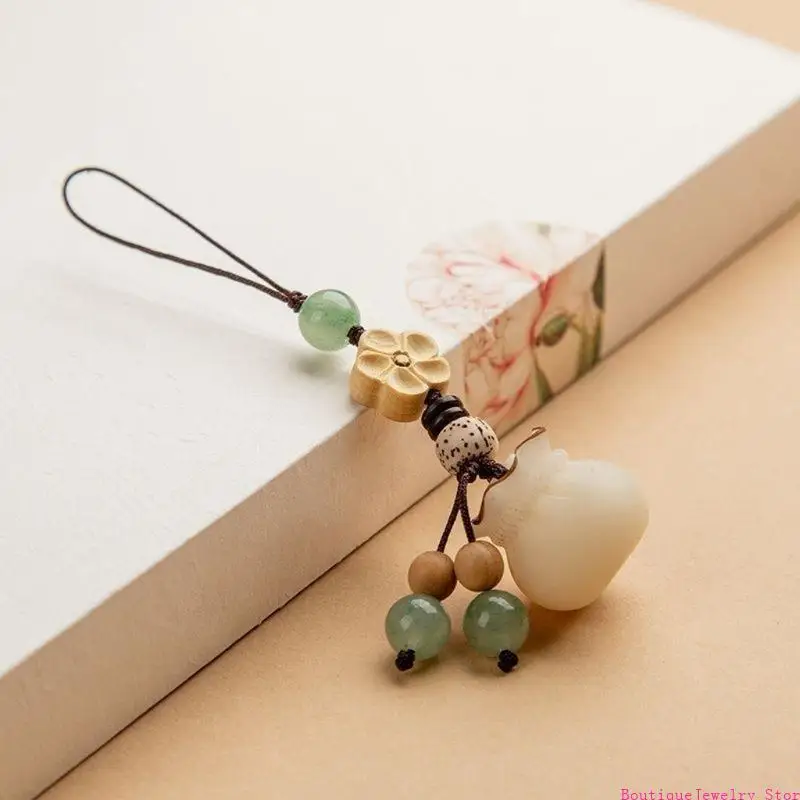 E1PE Replaceable Charm Ethnic Keychain Handcrafted Resin Accessory For Car Phone Keys
