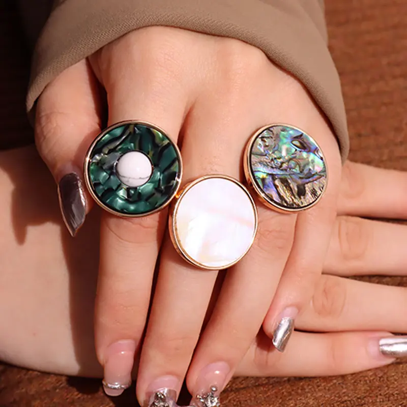 Geometry Round Colorful Shell White Stone Europe America Trend Vintage Ring for Women Girl Jewelry HUANZHI NEW Mother\'s Day Gift