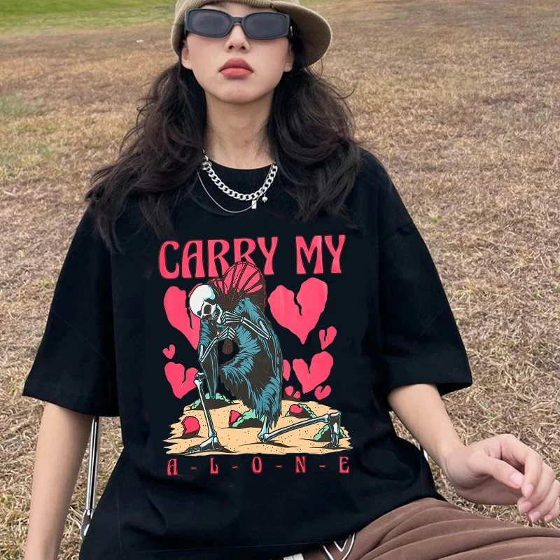 تي شيرت نسائي صيفي عليه طابع قوطي مضحك تي شيرت مطبوع عليه قلب الشيطان الصغير تي شيرت نسائي برقبة دائرية تي شيرت فضفاض بأكمام قصيرة