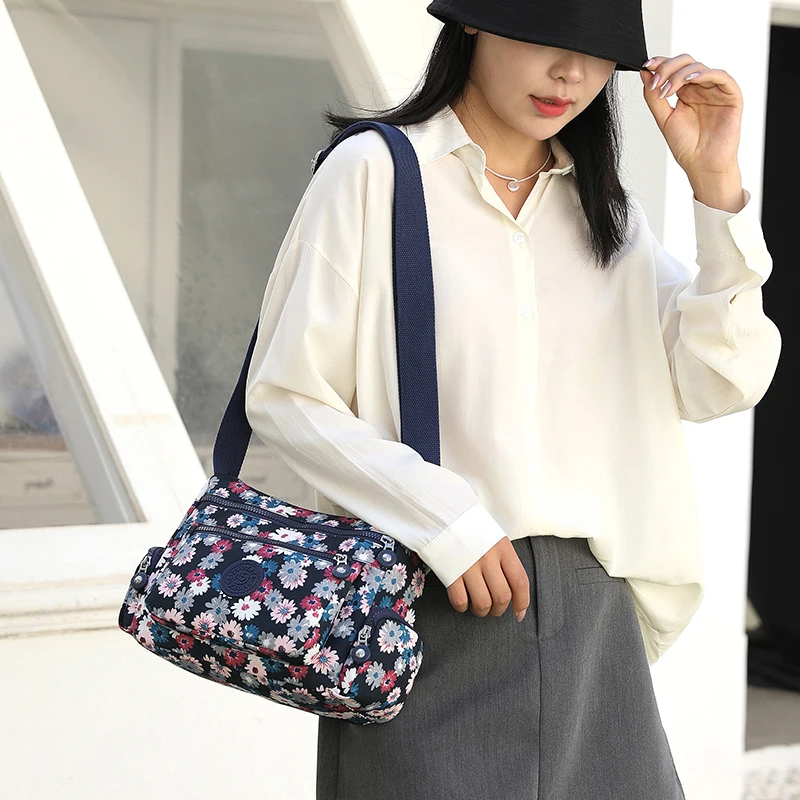 Hot sale product Multi-pocket Shoulder bag for Women Printing Female Messenger Bag Ladies Nylon Travel portable CrossBody Bag
