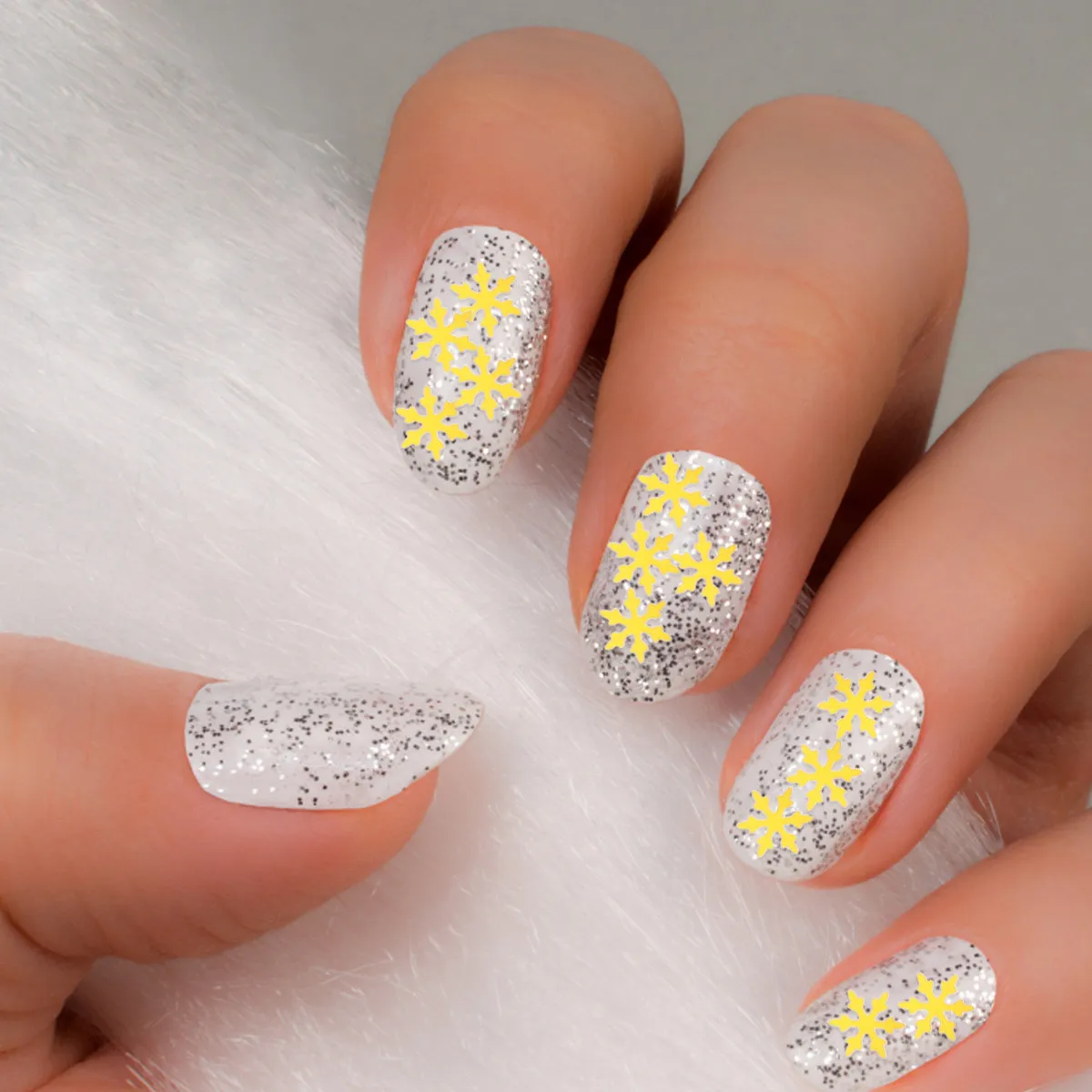 Snowflake Nail Sequins Ultra-Thin Metallic Glitter Paillettes for Salon & Home Manicure Nail Art Decoration