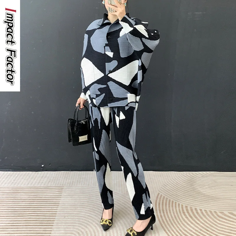 2026 Autumn and Winter New Loose Pleated Women's Lapel Shirt + Casual Pants Two-piece Set, Thick Material Set