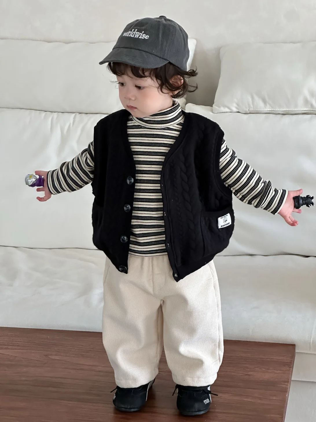 Рисунок 5 - 2025 зимняя новая детская теплая жилетка без рукавов