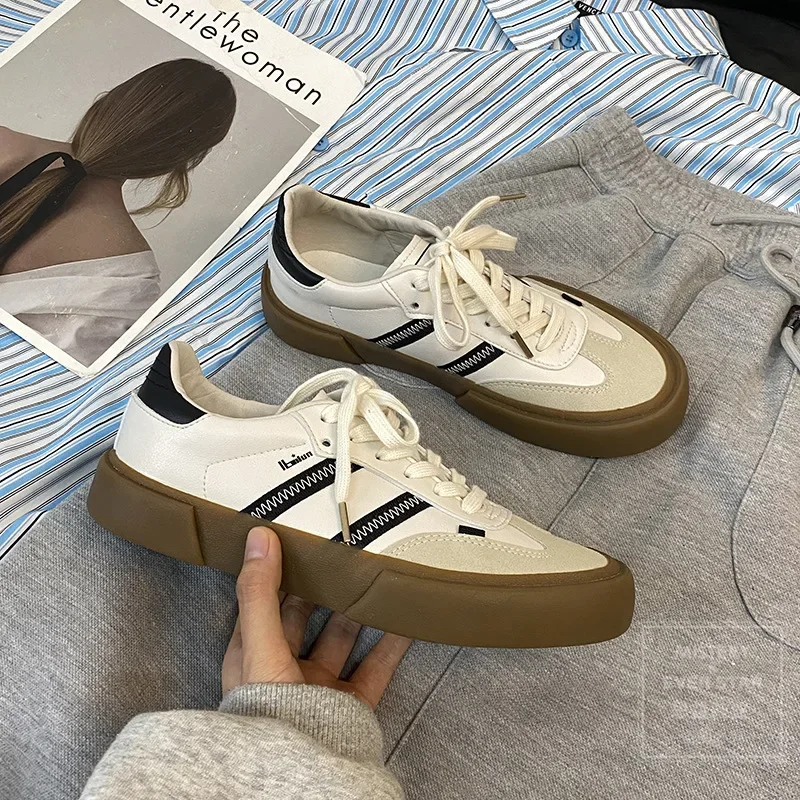 Luxury 2024 New Retro Shoes for Women Sneakers Fashion Classic Low Cut Lace-up Plus Size 35-44 All-match Designer Sneakers Women