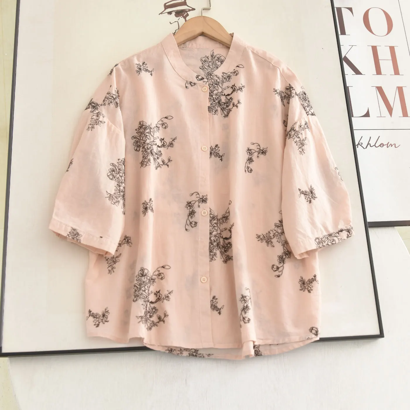 

Heavyweight Linen Shirt Fashionable round Neck Loose Floral Embroidery Seven-Quarter Sleeve Top Women's Loose Fit Breathable