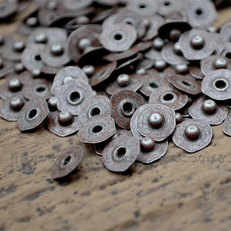 

Rivets, New rregular Bumping Nails Imported From Japan, Willow Rust-colored Copper Retro Pocket Reinforcement Nails