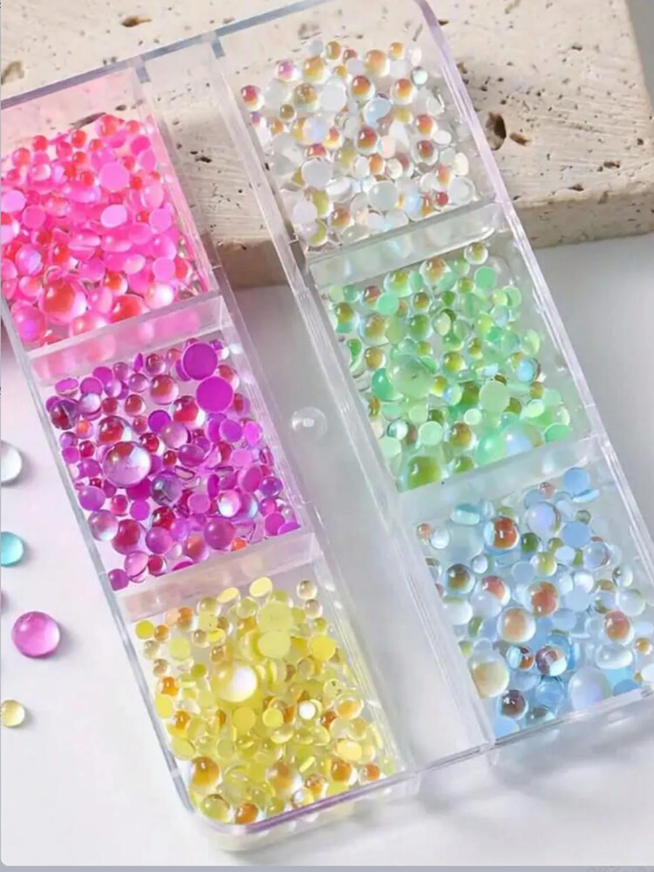 6 ตาราง Aurora Mermaid รอบลูกปัดตกแต่งเล็บ 3D คริสตัลอัญมณีที่มีสีสันเครื่องประดับเล็บ Charms Kawaii เครื่องประดับอุปกรณ์เสริม