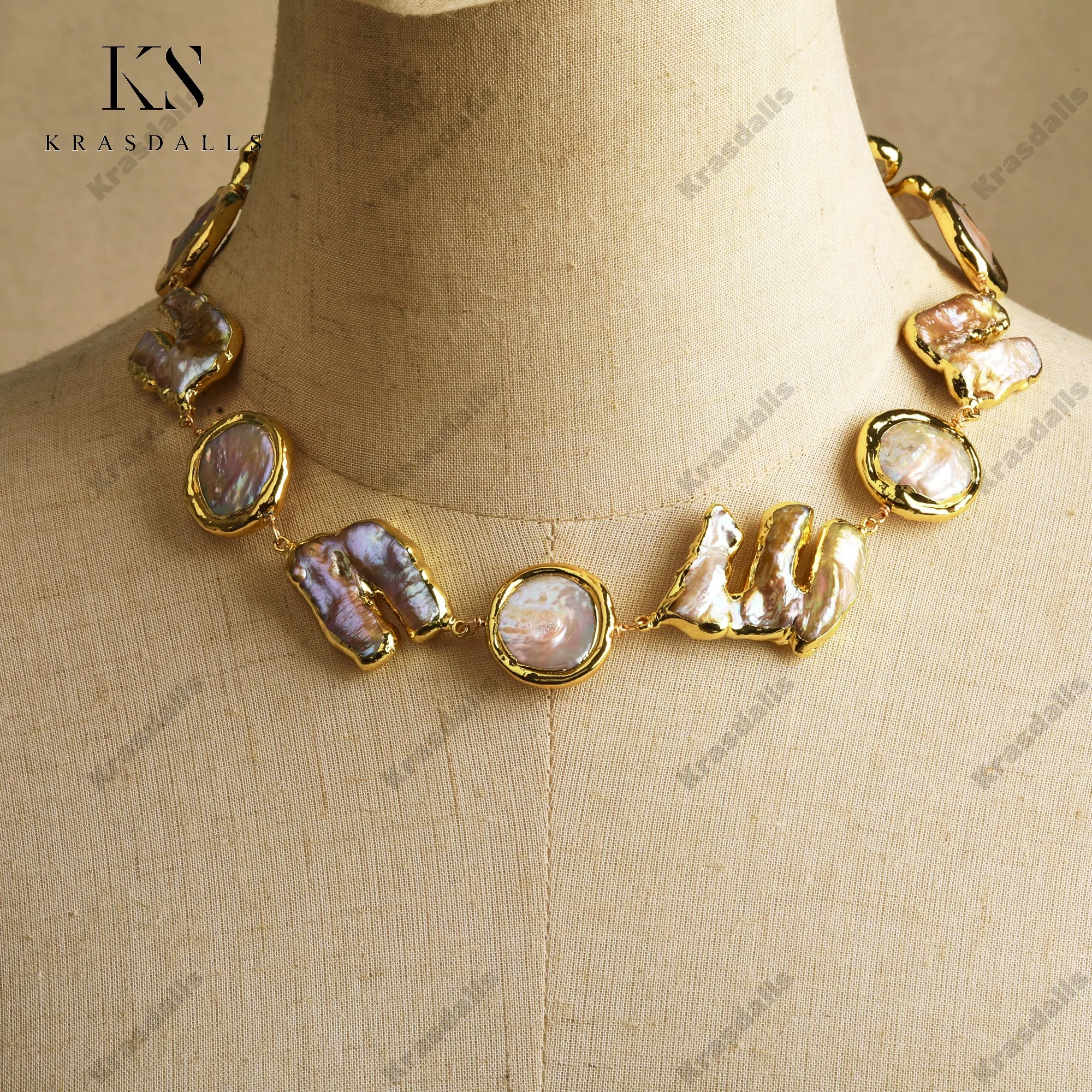 Gold Electroplated Beaded Necklace with Pearl Edge Hand-Wound Copper Wire Fashion Accessory Design