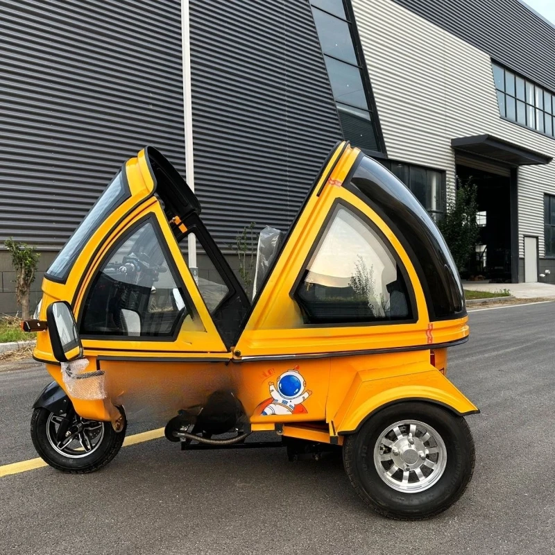 Mini Beetle convertible three-wheeled battery car can be licensed closed electric tricycle for home transportation