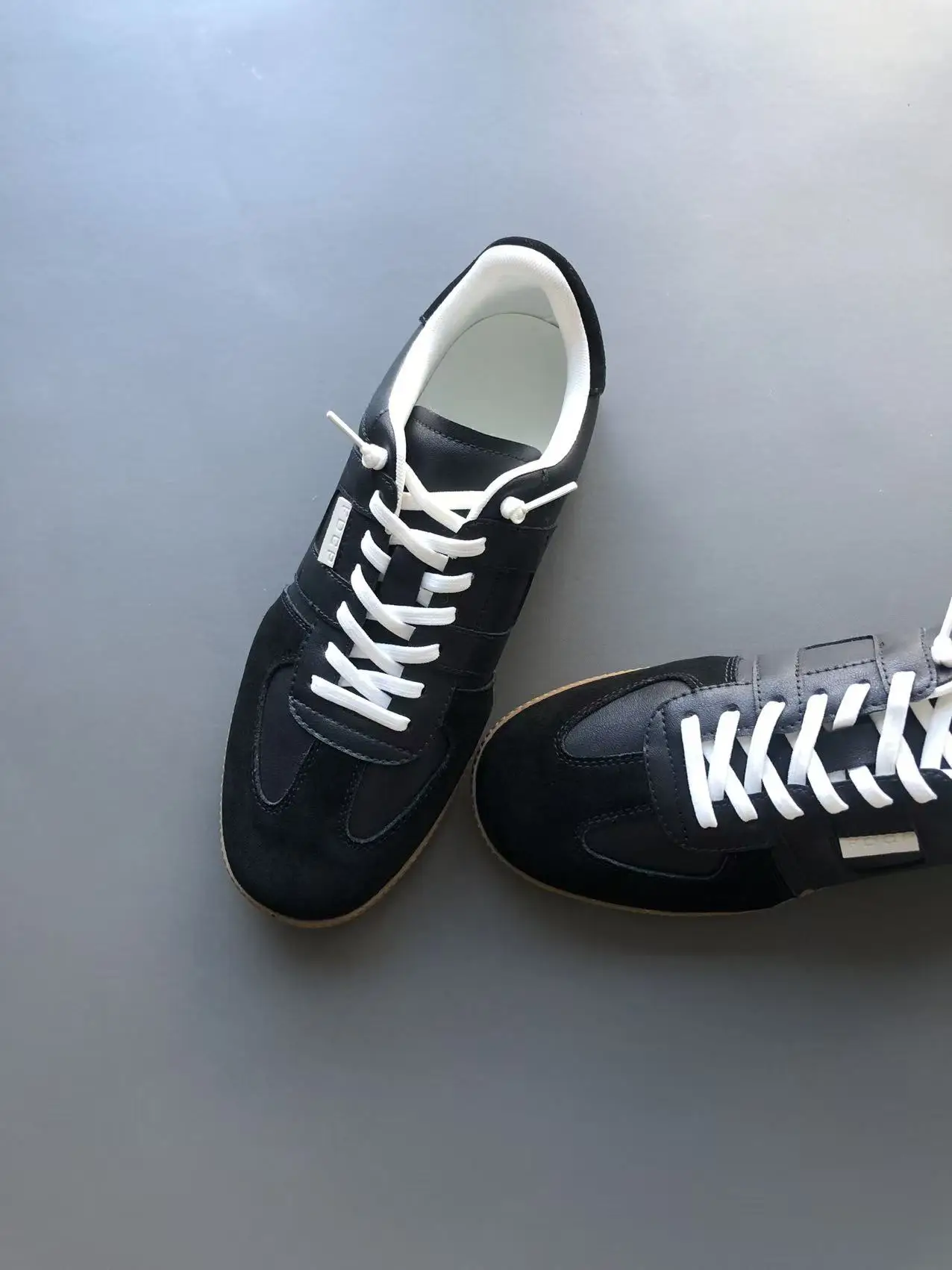 

New 2026 Men's And Women's Agam Ins Faux Suede Dequan Casual Sports Shoes Lace-Up Breathable Trendy round Toe Flat Heel