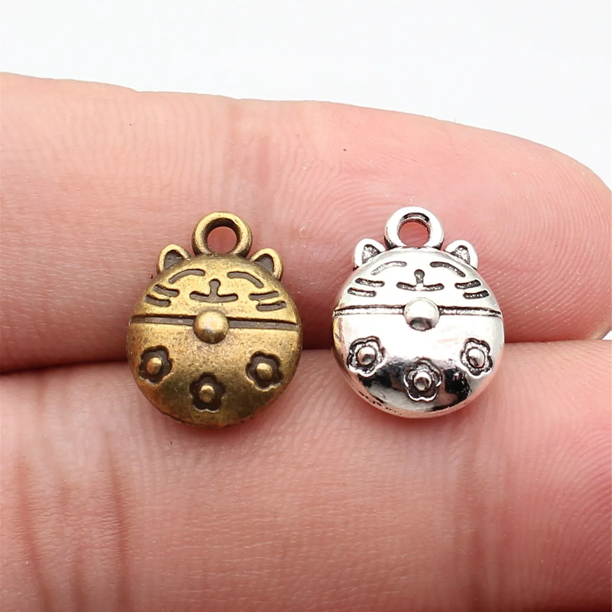 WYSIWYG 10pcs 15x11x6.3mm 2 Colors Antique Bronze Color Antique Silver Color Lucky Cat Charms For DIY Jewelry Making
