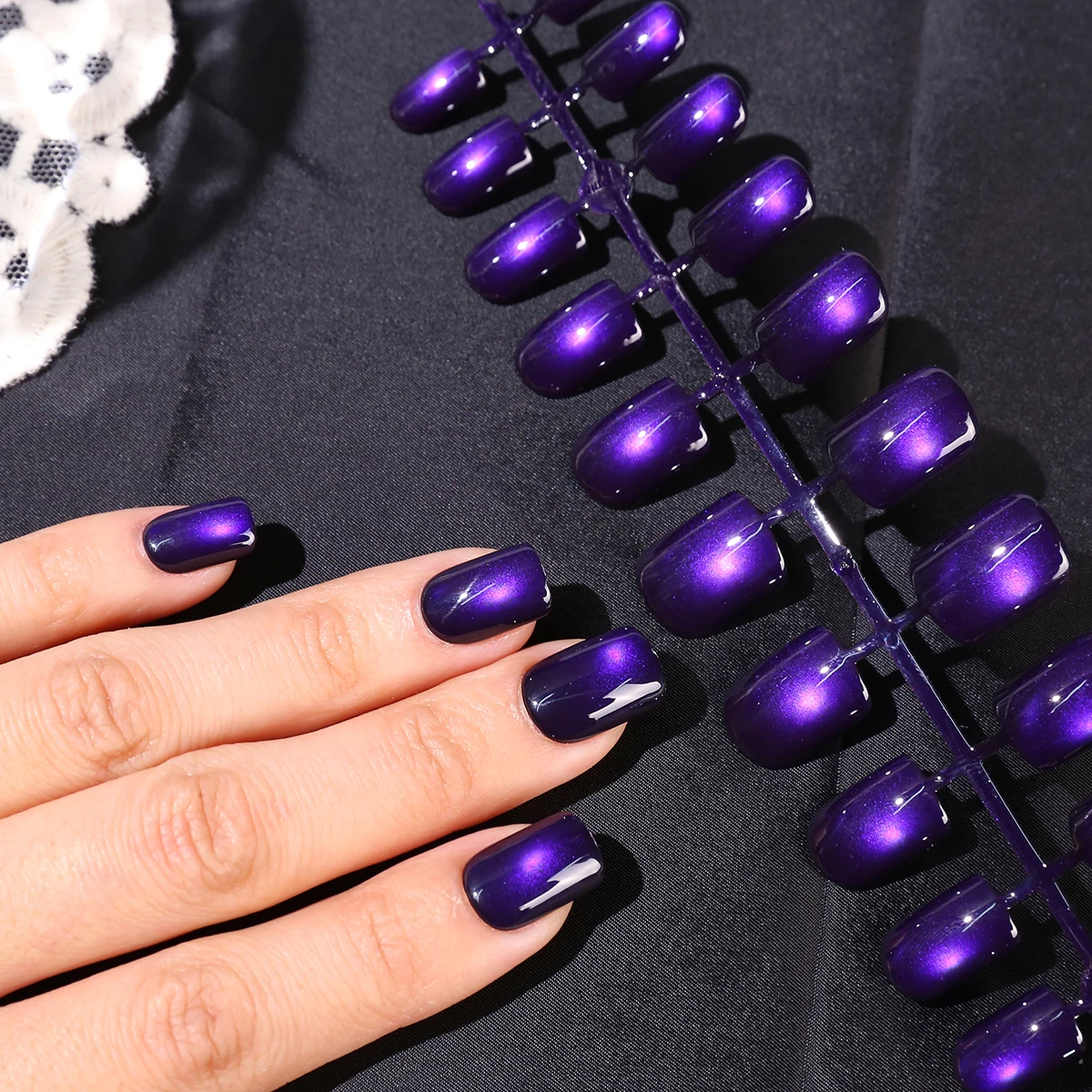 

Cat's Eye Wearing Armor with Advanced Sense Autumn/Winter Ins Popular Gradient Nail Patch Hot Girl Wearing Prefabricated