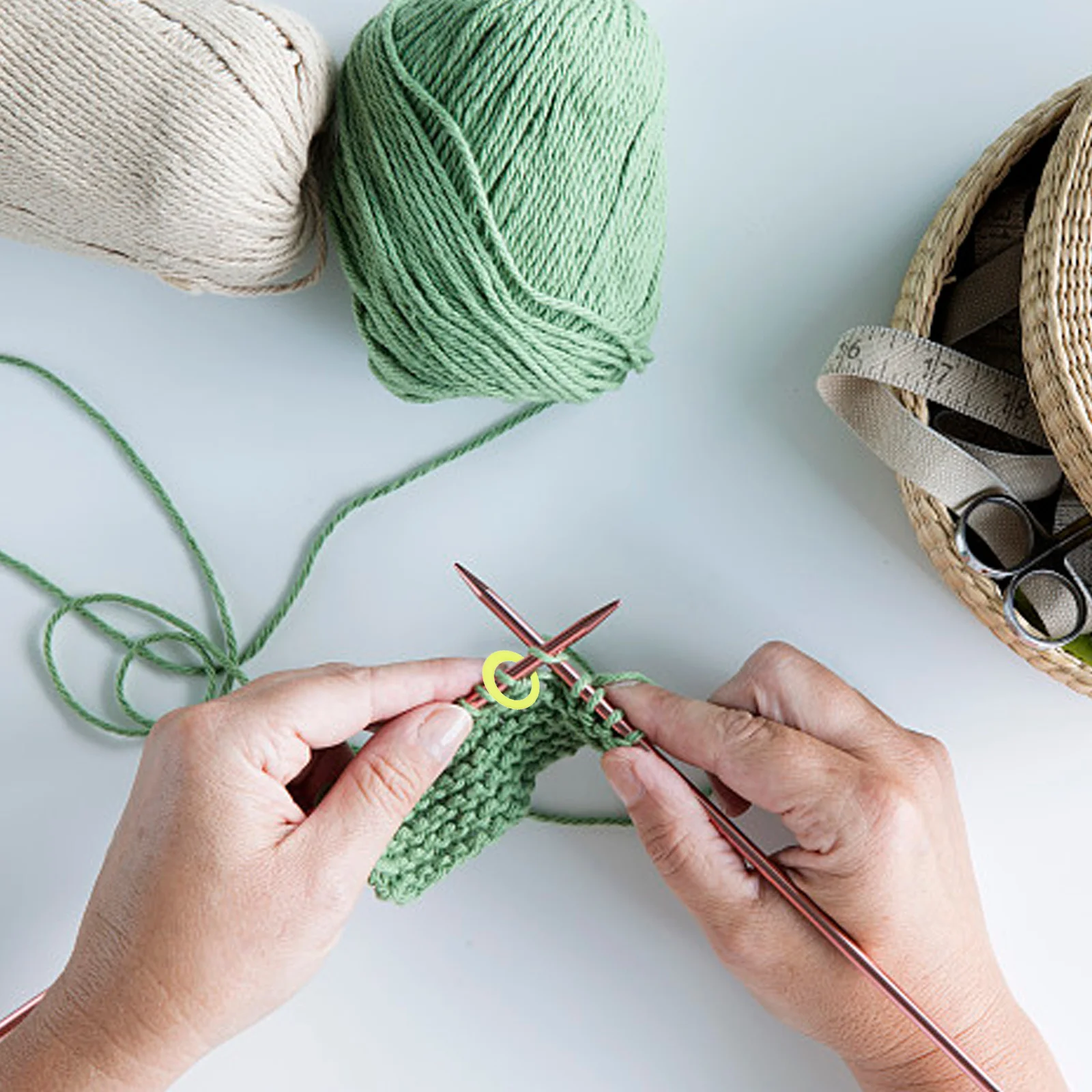 صندوق غرزة علامات خواتم البلاستيك متماسكة سبليت حلقة علامة يزيد يقلل نمط صندوق تخزين الحياكة علامات الكروشيه