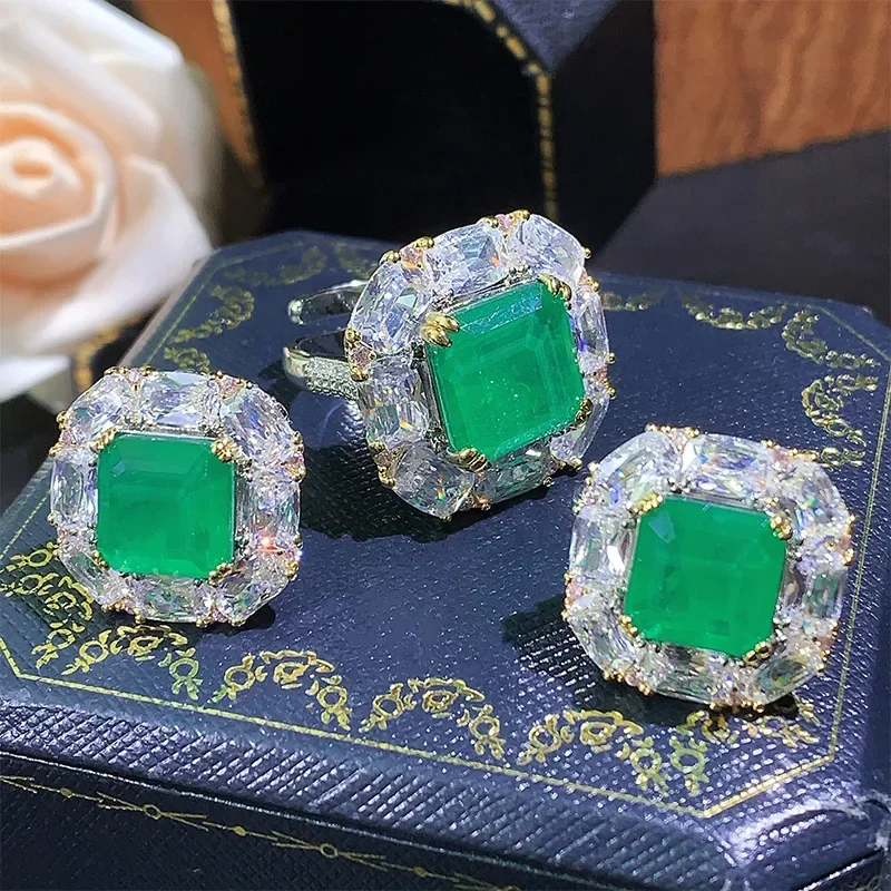 Exquisite Adjustable Emerald Green Ring Earring with Radiant Halo Crystals Perfect for Women Jewelry Wedding Anniversary Gift