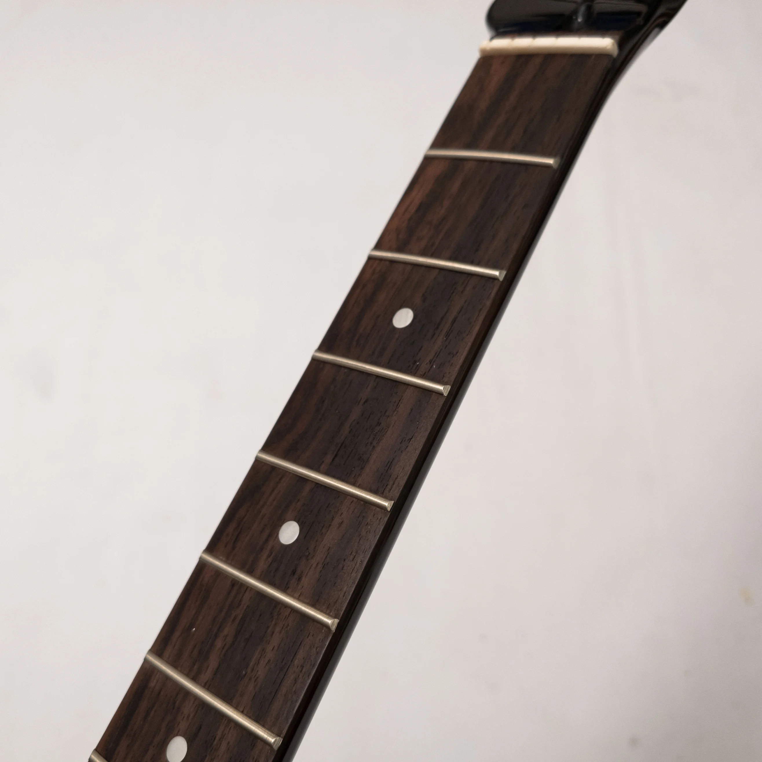 Black Gloss Guitar Neck 22 Frets Rosewood Fingerboard Bone Nut Modern C Right Hand Bolt On Headstock Access Replacement