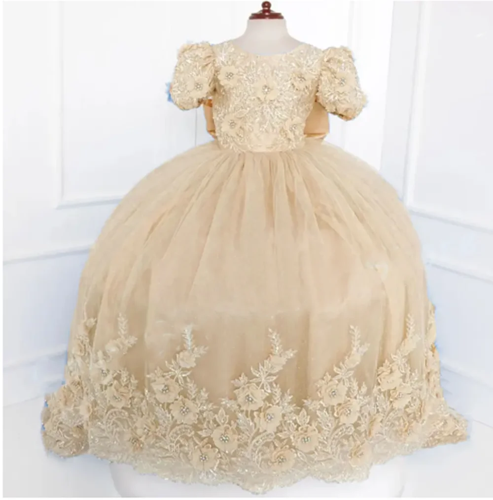 

Customized Sky Blue Flower Girl Dresses For Wedding Floral Appliques Short Sleeves With Bow Gorgeous Princess Birthday Prom Gown