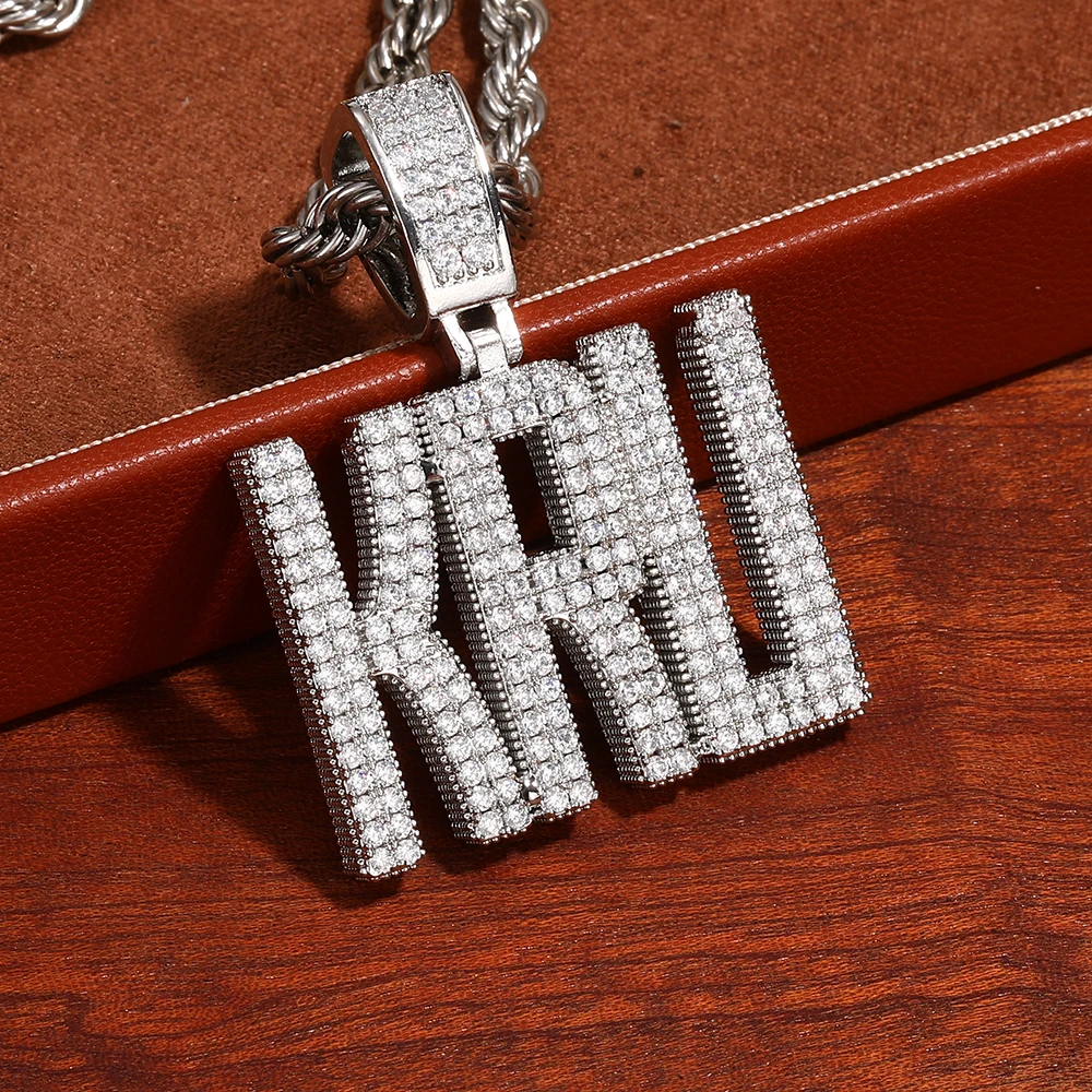 

Hiphop Ice Out Customized Pendants CustomMade Letter Nameplate Paved 5A+ Cubic Zirconia Luxury Exquisite Personalized Jewelry