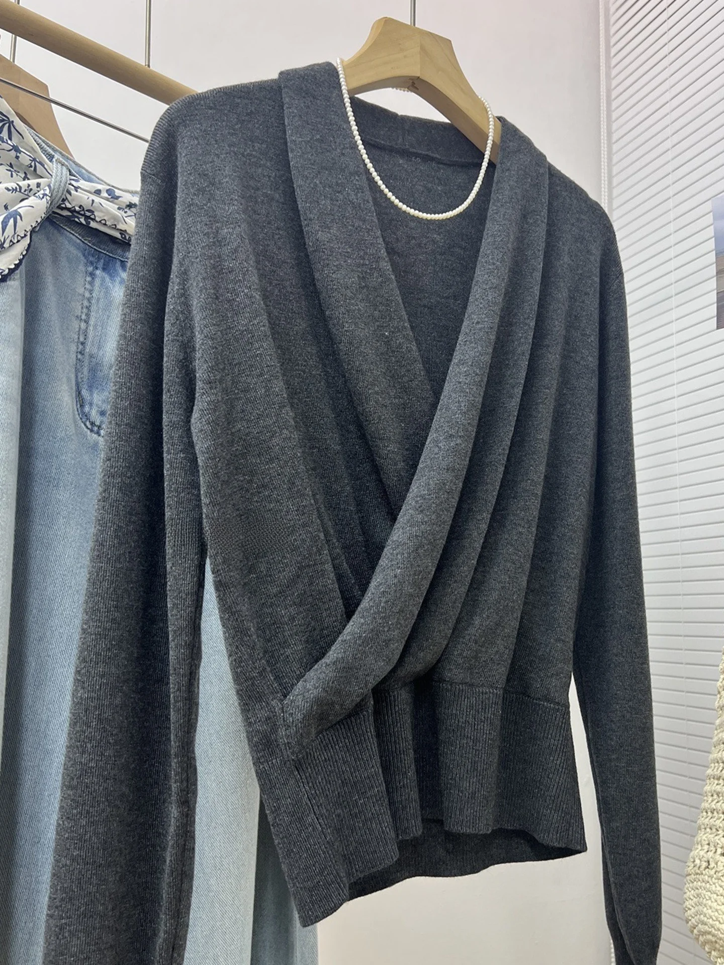 

Comfortable Slim Fit Long Sve Knitwear Pure Color Waist-Cinching Korean Design Women's Faion Top Base irt Commute Sle