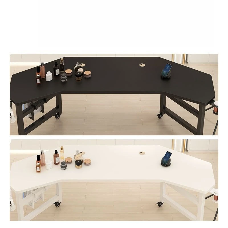 طاولة مضيف للبث المباشر مع البضائع المنزلية والكمبيوتر المحمول الخفيف الفاخر لعرض المشاهير على الإنترنت