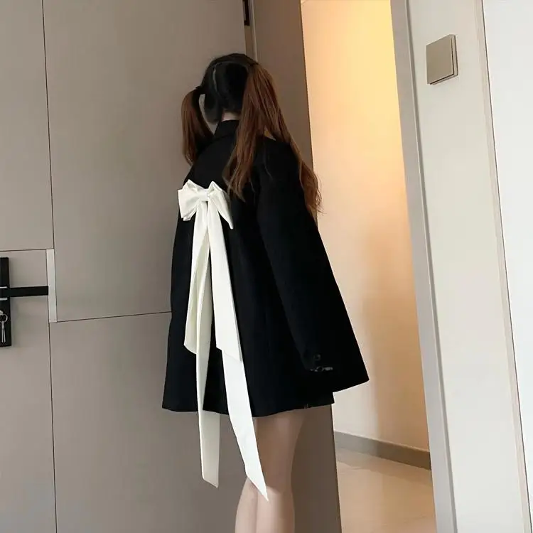 بدلة نسائية ملابس نسائية سترة نسائية أنيقة هدية سوداء فرنسية سترات مقصوصة موضة جديدة كل مباراة بياقة مدببة قصيرة