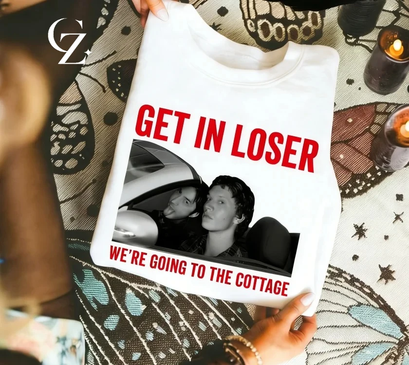 

Новая футболка унисекс 2026 года с принтом Rivalry, 100% хлопок, оверсайз, с графикой Rozanov & Hollander, мужская и женская, с коротким рукавом, недорогая