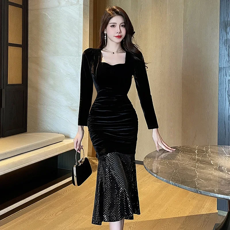 

Velvet Dress Autumn New French Mature Sexy Square Neck Slim Fit Wrap Hip Annual Meeting Fishtail Dress