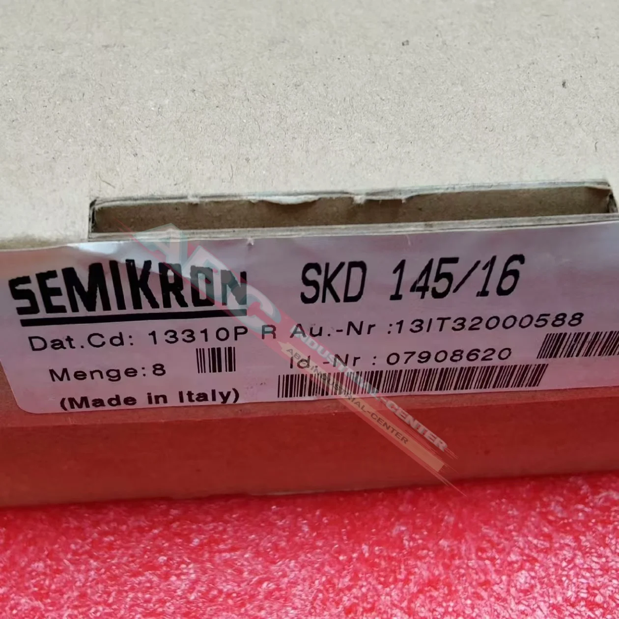 

Новый оригинальный модуль SKD145/16