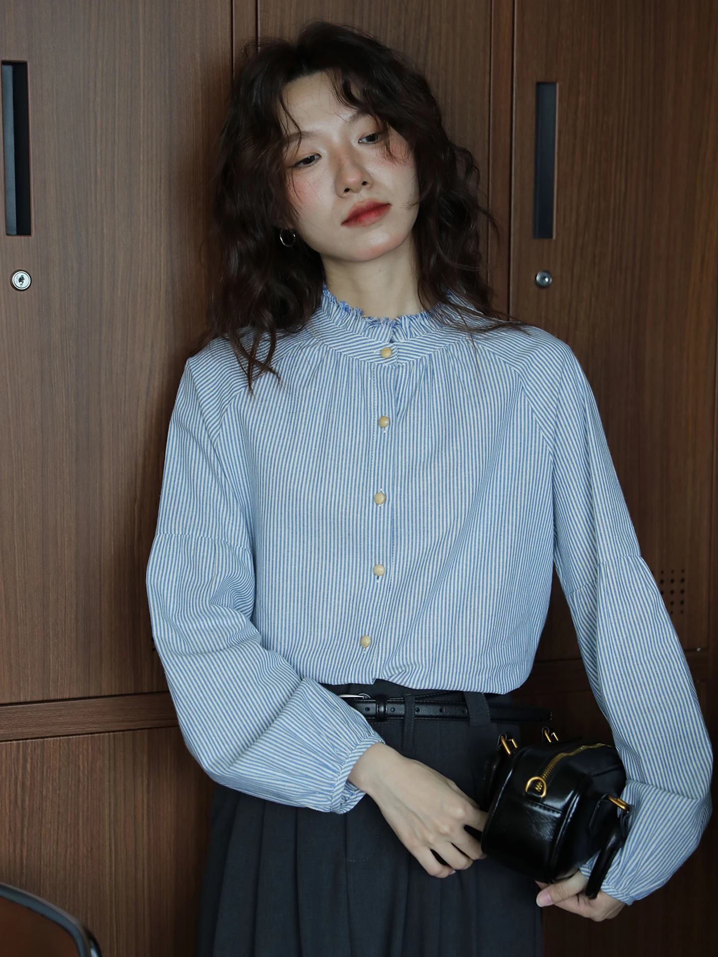 

Синий Faionable Long Sve irt, женская осенне-зимняя полосатая многослойная пуговица, винтажный дизайн, свободная посадка из смеси хлопка