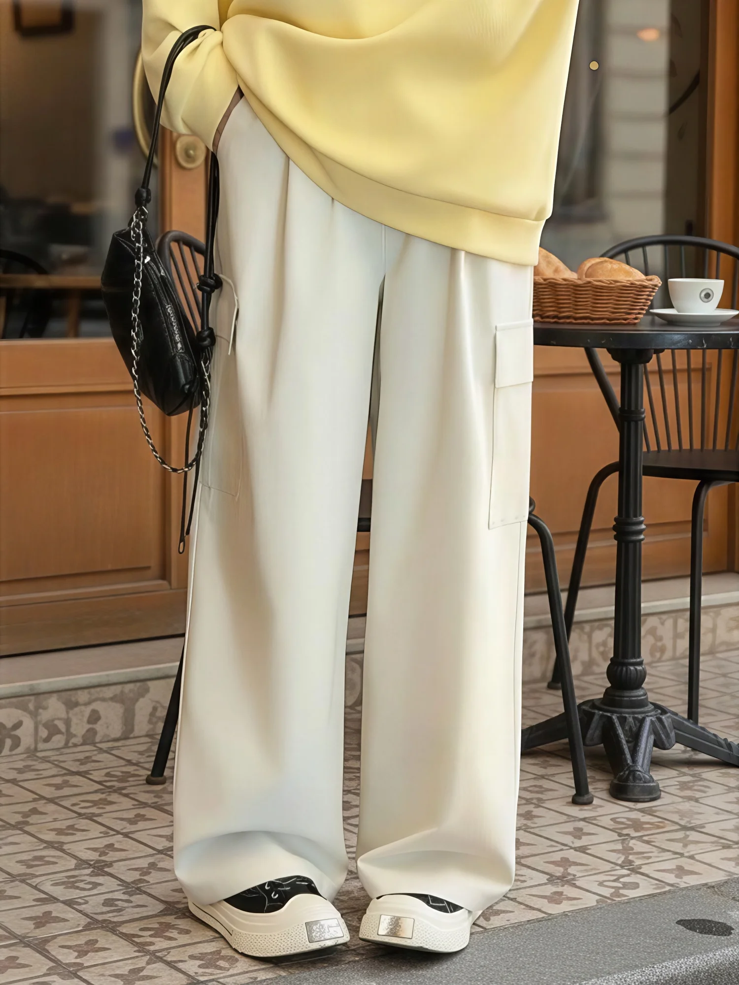

Slimming Effect Casual Loose Wide Leg Straight Cut American Style Work Pants with Big Pockets for plus Size Women