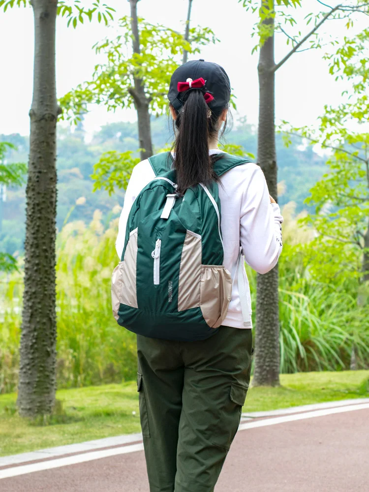 

Women's Lightweight Hiking Travel Backpack Outdoor Nylon Skin Bag Portable Touring Durable Multi-compartment Shoulder Bag