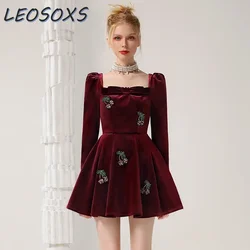 LEOSOXS French Retro Elegant Celebrity Long Sleeve Dress Lady 2024 Autumn Winter Three-dimensional Burgundy Velvet Banquet Dress