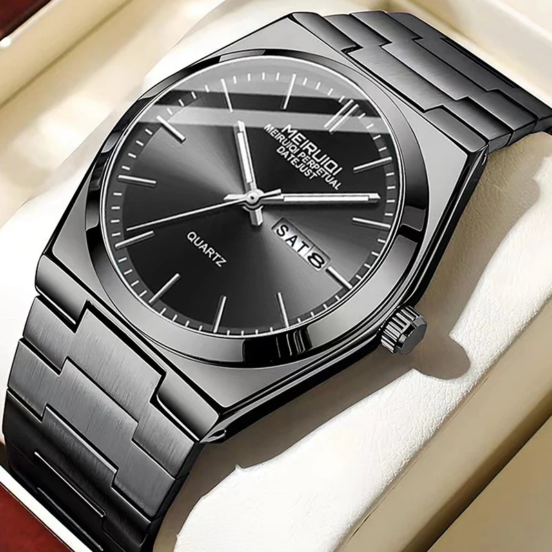 

Мужские черные минималистичные часы с двойным дисплеем, указателем даты и кварцевым механизмом.