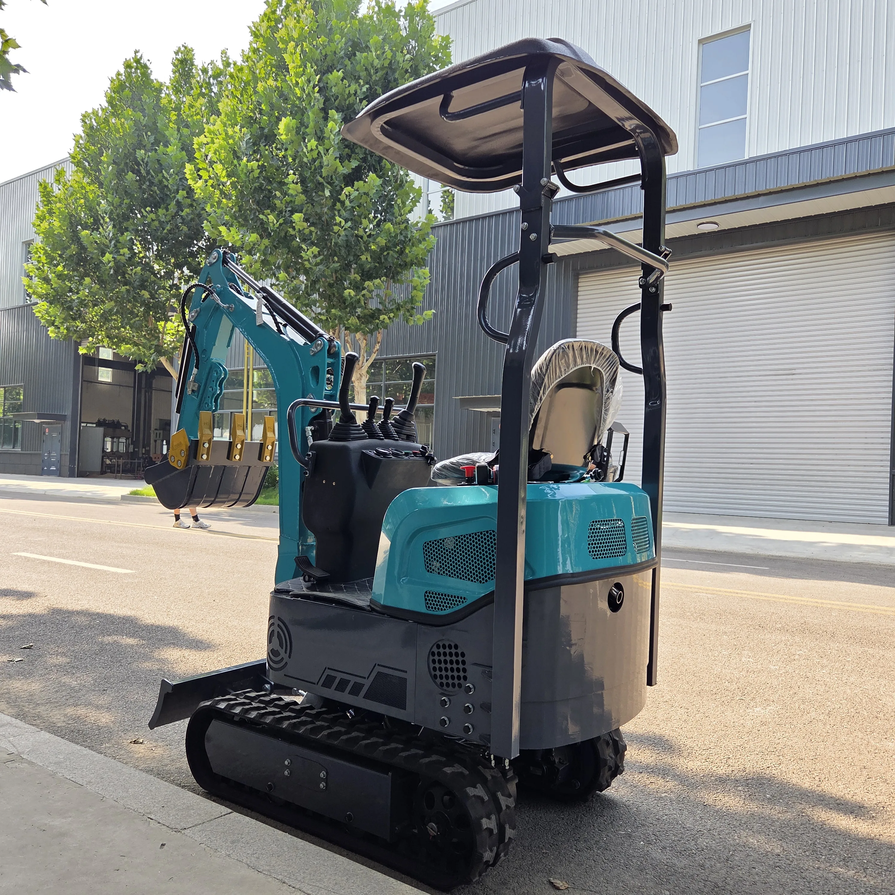 Прочный мини-экскаватор ZONAWELL ZNW 12, 55 °   Боковые качели, работает с несколькими насадками для многопромышленных применения