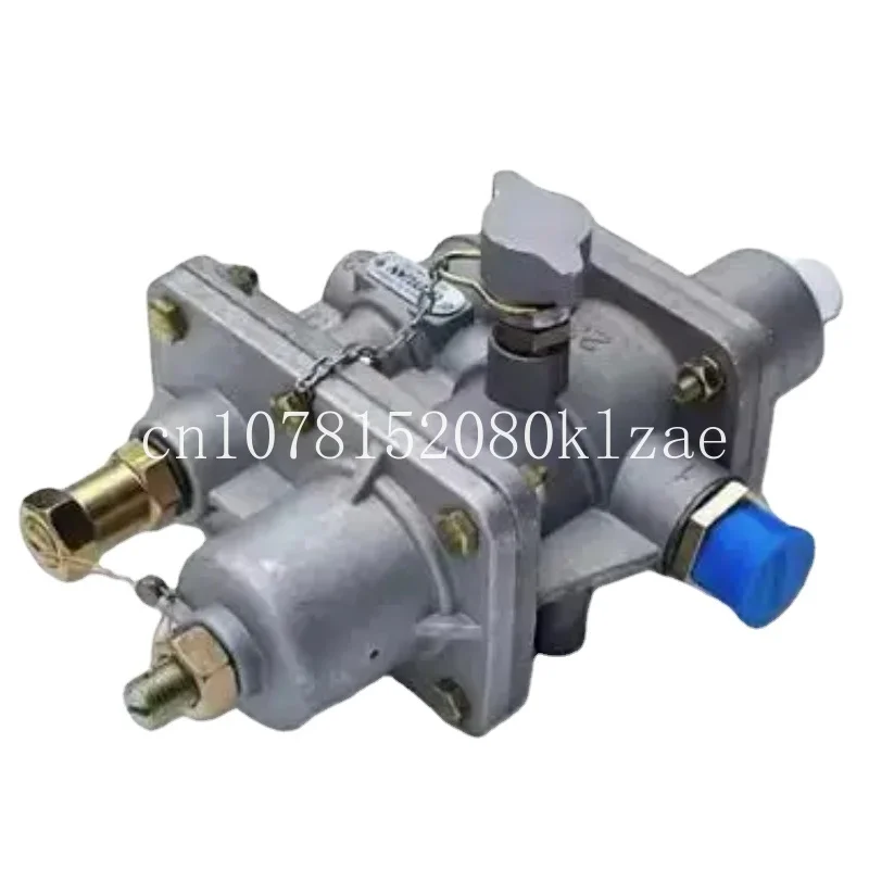 

803004037 Wheel Loader Parts Water Separator Valve Water Separator 4120000084 for 936 ZL50G