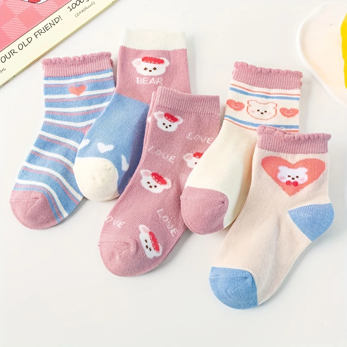 5 pairs of autumn and winter new children\'s cotton socks girls middle tube lace striped socks sports children\'s socks