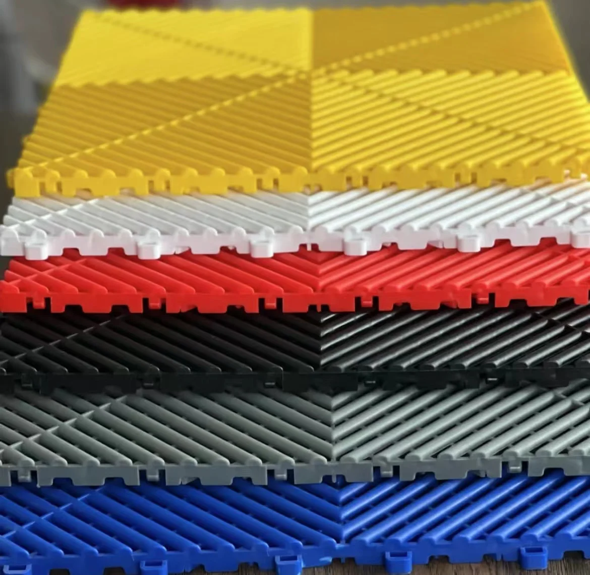 

China Manufacturer Direct Supply Pvc Tile Workshop Tiles Tiles For Floor For Car Parking