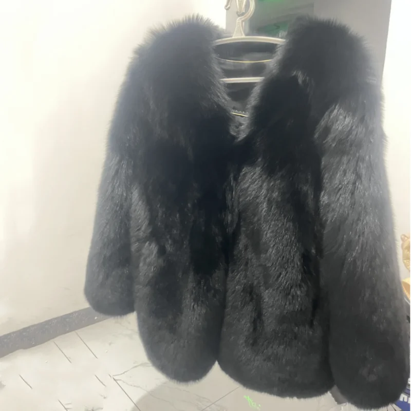 Женская шуба 2025 года