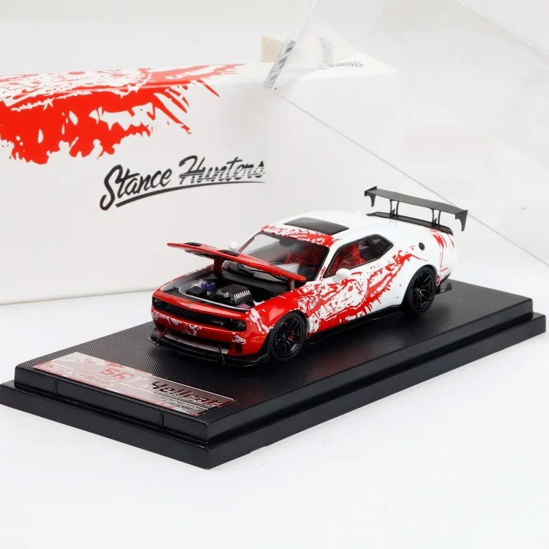 

1:64 Hellcat SRT Hellcat, большая открытая крышка с двойным отверстием на заднее крыло, литая под давлением модель автомобиля из сплава, украшение для взрослых, подарок мальчику.