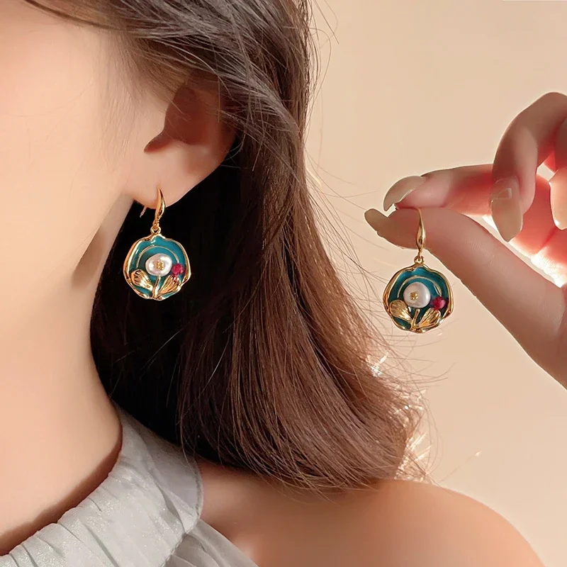 Monet Garden Oil Painting Wind Earrings Baroque Natural Pearl Earrings Women's 2024 New Popular Premium Earrings