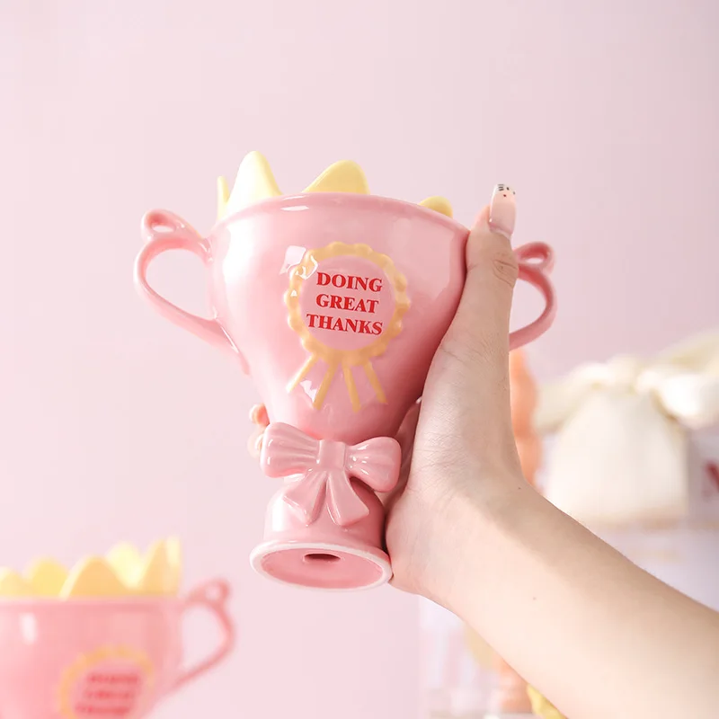 Queen Trophy Ceramics Mugs Coffee Mug Milk Tea Office Cups Drinkware the Best birthday Gift view 5