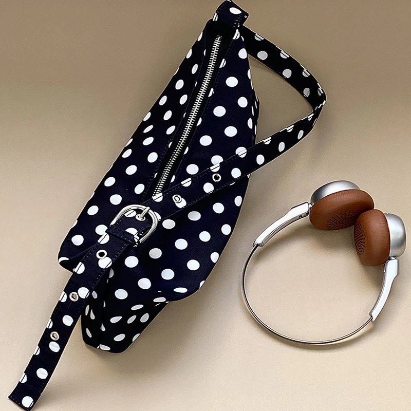 حقائب نسائية مربعة منقطة خفيفة الوزن ذات سعة كبيرة حقيبة كتف كاجوال للنساء حقائب يد بسحاب متعددة الاستخدامات