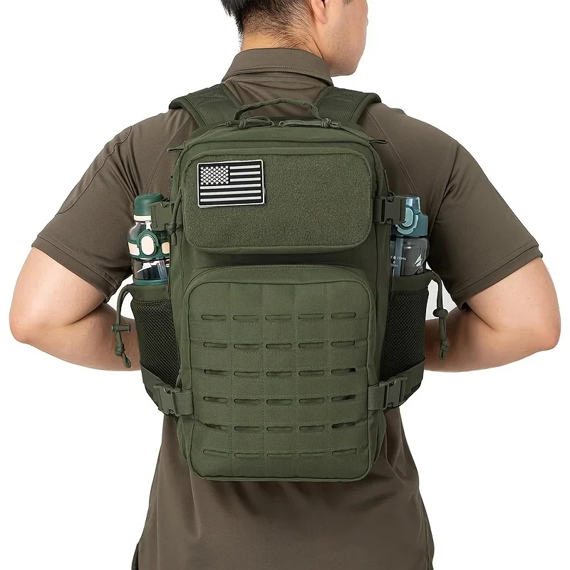 

Водонепроницаемый рюкзак емкостью 11,89 галлона. 3-дневная сумка с ошибками, включает два флажки и два карабина.