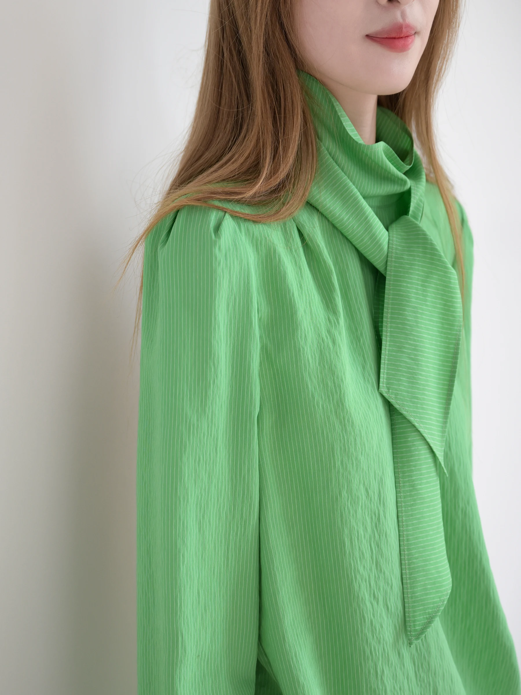 

TRR Ele Long Sve een irt Women's Loose Fit irt with Sa Youthful Design Modal Fabric Faionable for Spring